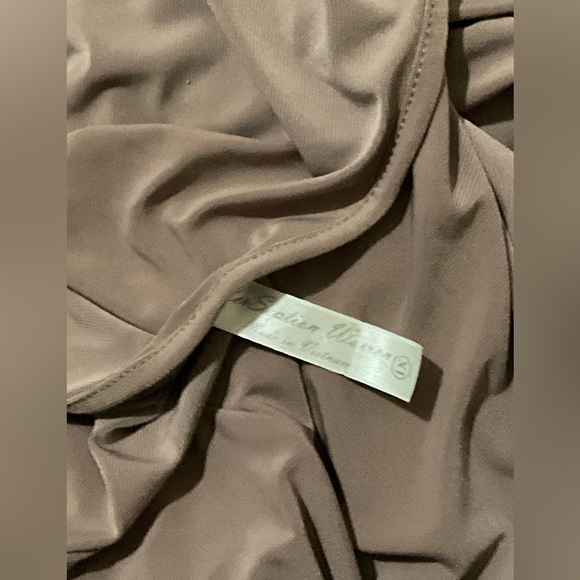 PerSeption Concept Mocha Mousse Blouse with Gold Button Details Women’s Size 1X - Picture 3 of 3